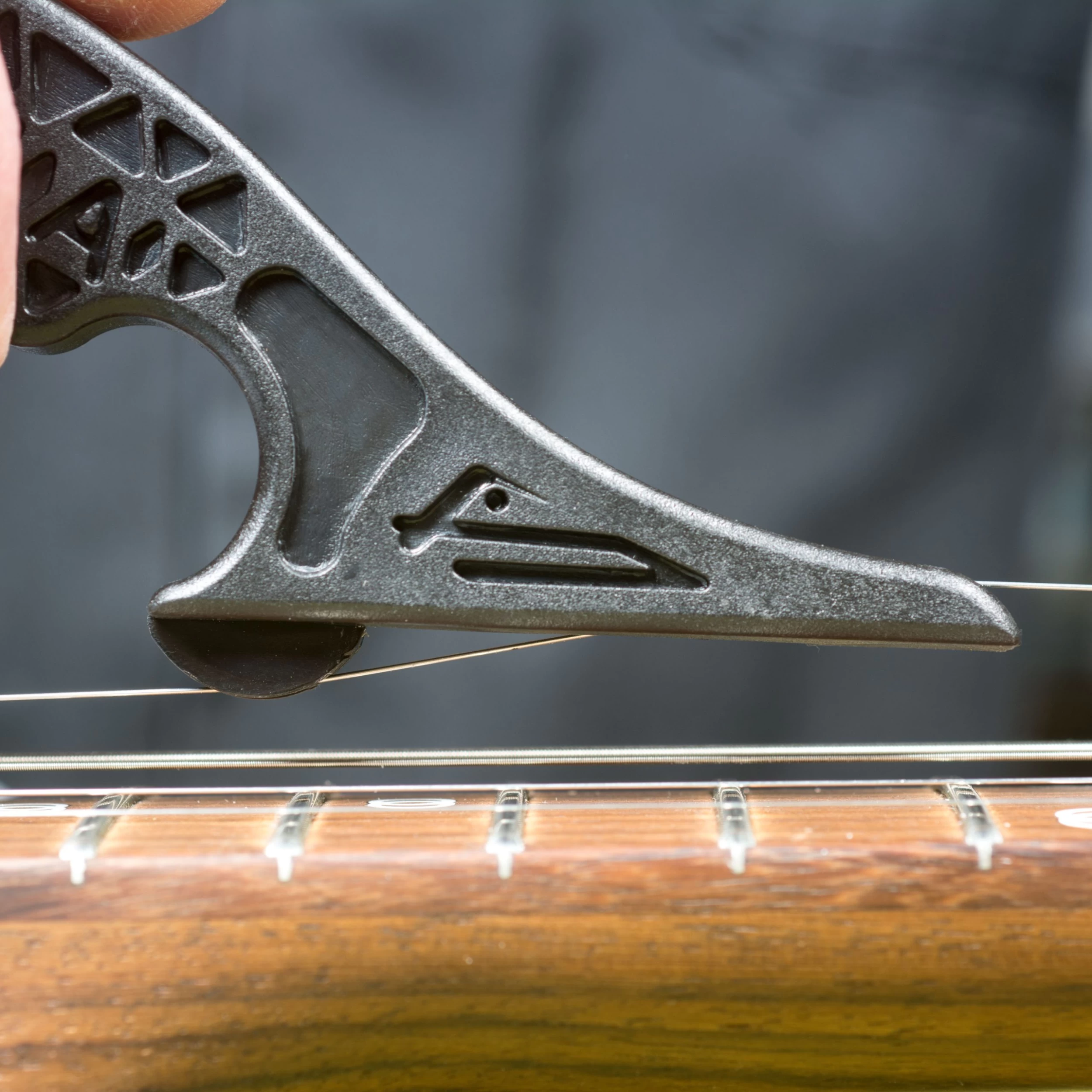 String Stretcha - StewMac - Image 3